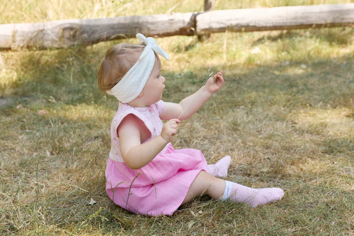 Second image of Sterntaler - Baby Kleid mit Hasenprint & Leinenoptik – Baumwolle & Rüschenärmeln
