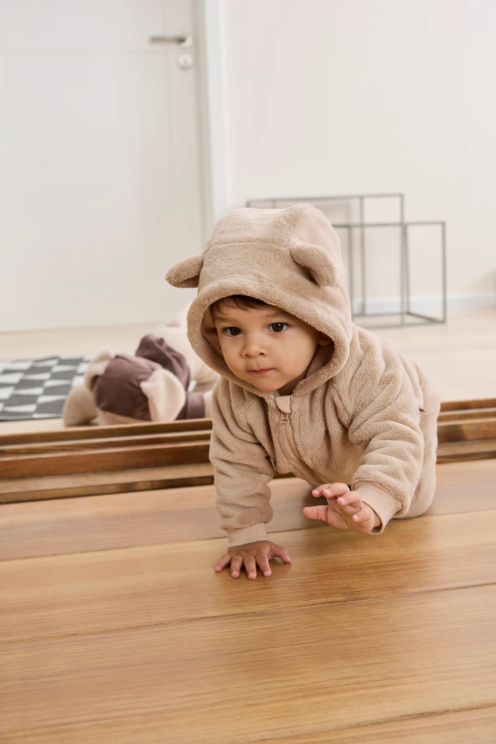 Second image of Sterntaler - Teddyjacke Baby mit Kapuze & Öhrchen – Flauschig & Warm