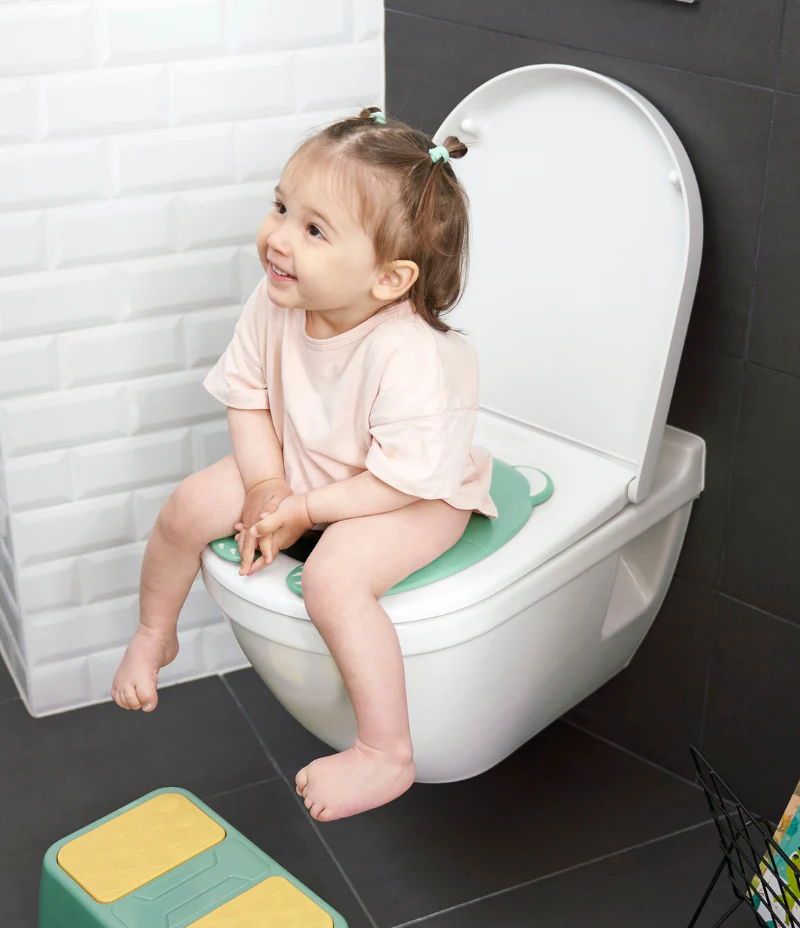 Second image of Faltbarer Toilettensitz