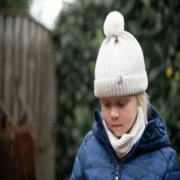Kindermütze mit Pompon Cool - Unisex
